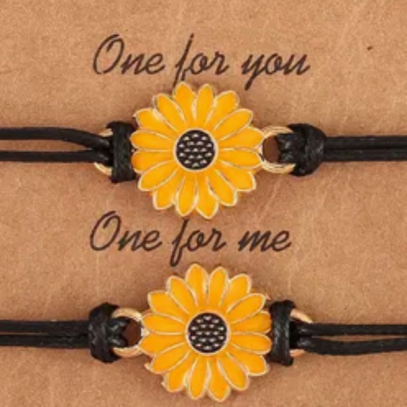 NEW PAIR OF SUNFLOWER CHARM FRIENDSHIP/UNISEX ADJUSTABLE FAUX LEATHER BRACELETS - Picture 7 of 7
